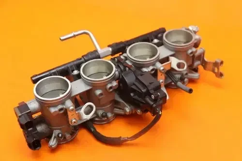 2020-2024 KAWASAKI Z900 OEM MAIN FUEL INJECTORS / THROTTLE BODIES