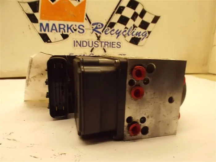 ABS PUMP Nissan Pathfinder 2002 02 03 04 – MRK172267