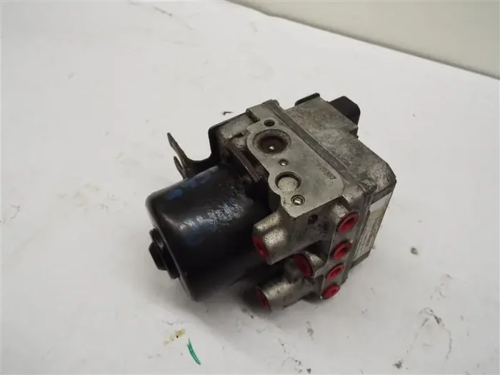 ABS Pump Oldsmobile Alero 2002 – MRK231405