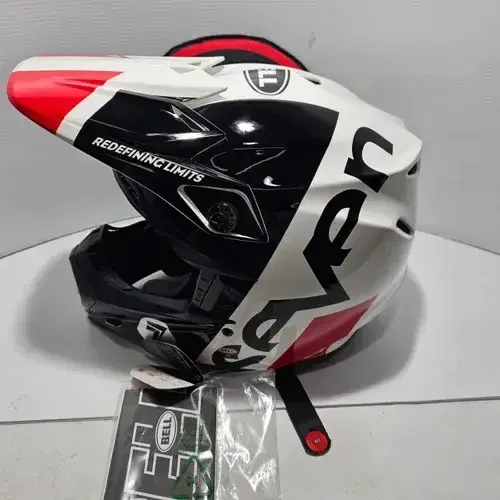 BELL MOTO 9 FLEX BLK/WHITE/RED SIZE XL