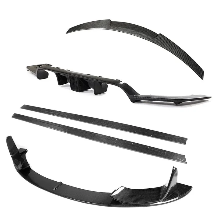 BMW M4 (F82) COUPE FULL CARBON FIBRE KIT – DTM