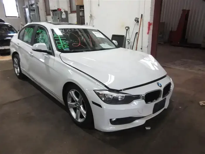 CENTER PILLAR CUT 320i 328D 328i 335i Active 3 2012-2016 Left – 1089748