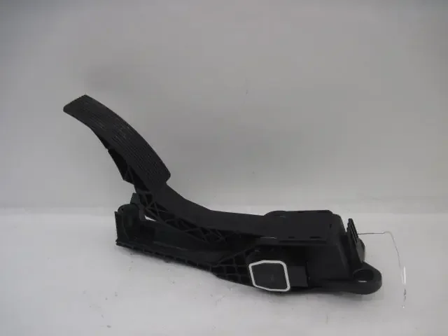 ELECTRONIC PEDAL ASSEMBLY Mercedes-Benz ML320 ML350 2007 07 – 806326