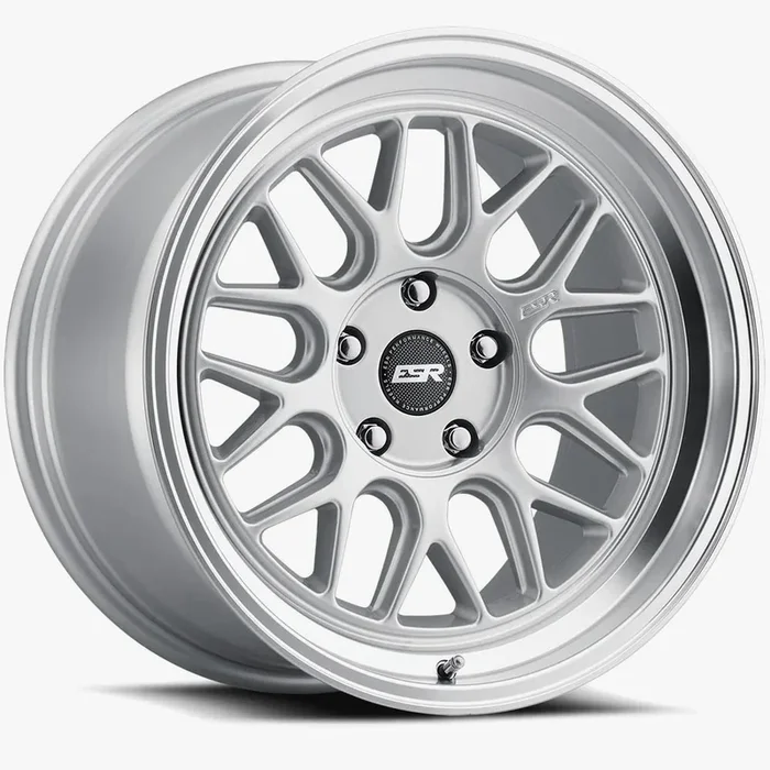ESR Wheels CR01 18×10.5 5×120 ET22 Hyper Silver w/ Machined Lip 80551422 CR01HS-ML 5X120