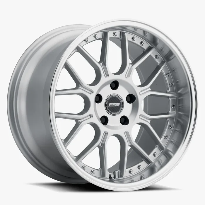 ESR Wheels CS18 19×9.5 5×120.6 ET22 Hyper Silver w/ Machined Lip 99551422 CS18HS-ML 5X120.6