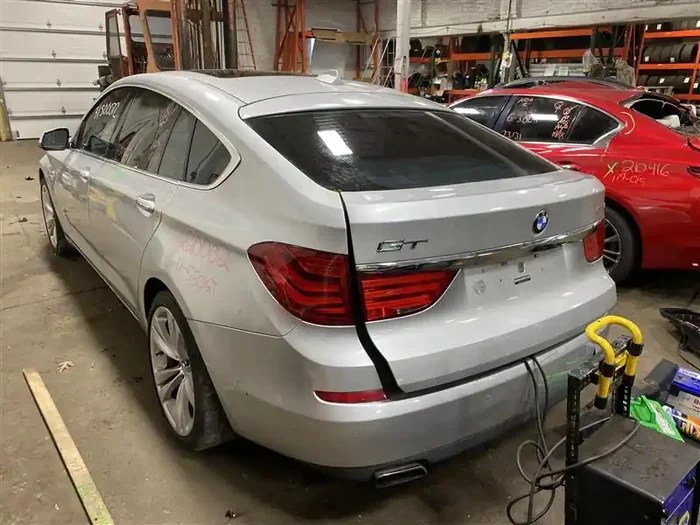 FRONT INTERIOR DOOR TRIM PANEL BMW 550i Gt 2010 10 – 1105623