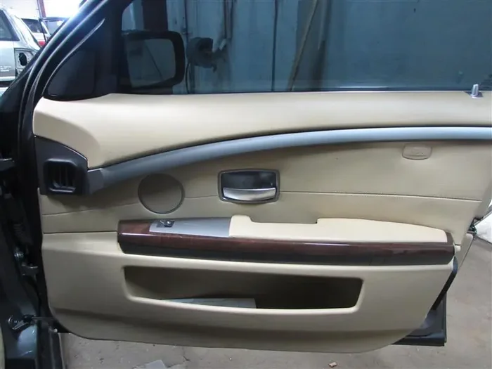 FRONT INTERIOR DOOR TRIM PANEL BMW 750i Alpina B7 2007 07 – 861888