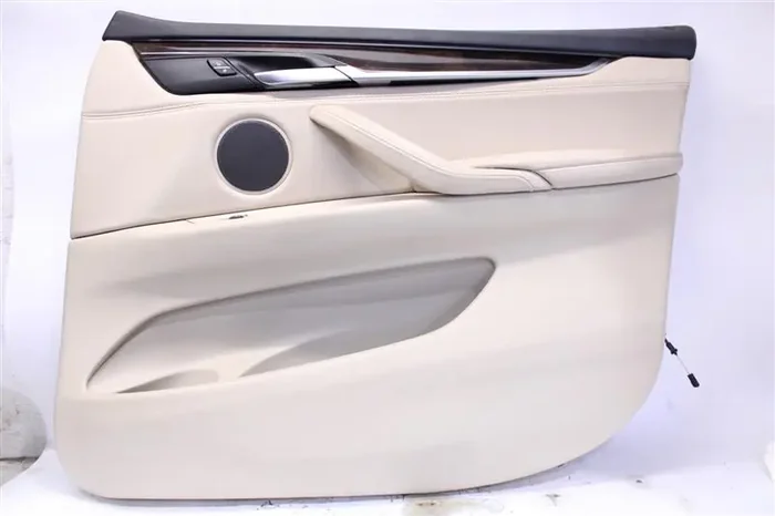 FRONT INTERIOR DOOR TRIM PANEL BMW X5 2015 15 – 1090636