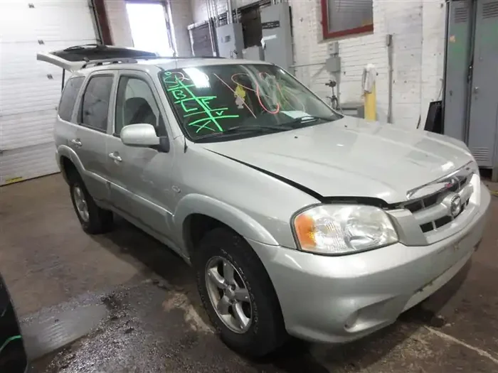 FUEL PUMP Mazda Tribute 2005 05 2006 06 – 1080736