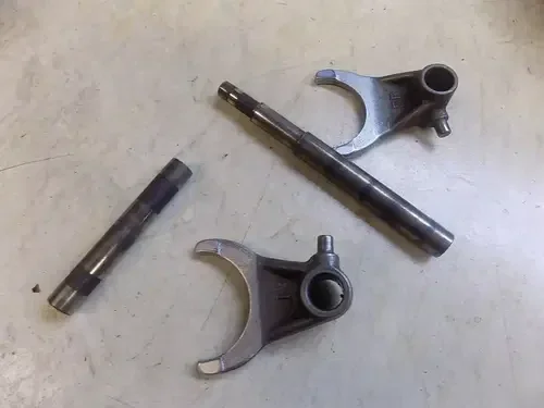 Honda CR500 Transmission Shift forks (2) w/ Shafts CR 500 1984