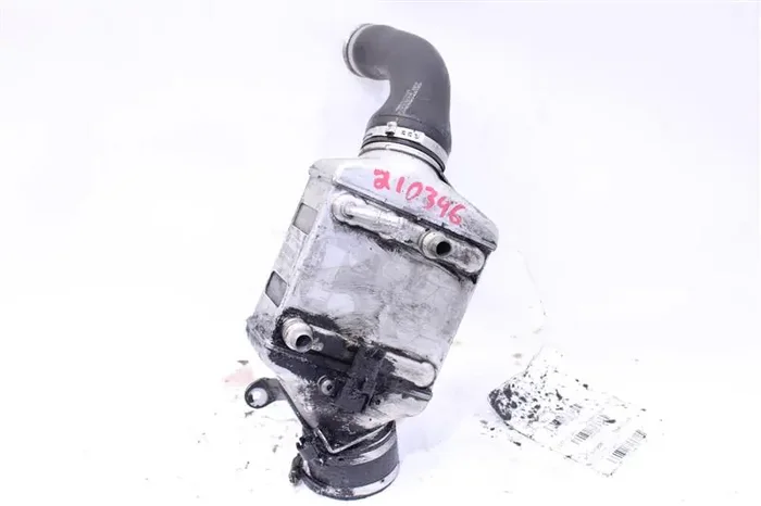 INTERCOOLER 550i 550i Gt 650i 750 HYBRID 750i 750il X5 X6 08-15 Right – 1096372