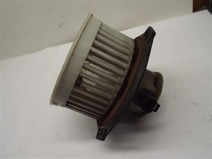 [INVENTORYCAR_YEAR_MAKE_MODEL] FRONT A/C HEATER BLOWER MOTOR – MRK211737
