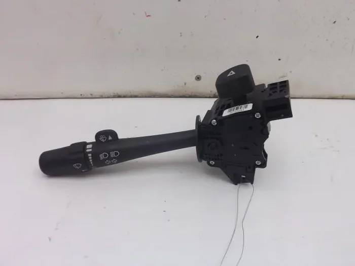 [INVENTORYCAR_YEAR_MAKE_MODEL] WIPER SWITCH – MRK135484