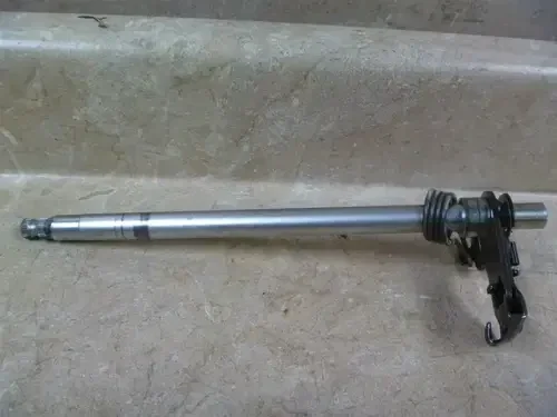 Kawasaki ZX636-C1 ZX 636 Ninja ZX-6R Used Engine Shift Shaft 2005 #KB1