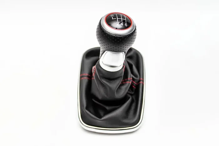 MK4 Shift Knob Volkswagen GTI Jetta Golf R32 – OEM Fitment – 6 Speed – Red/Black – Red Stiching