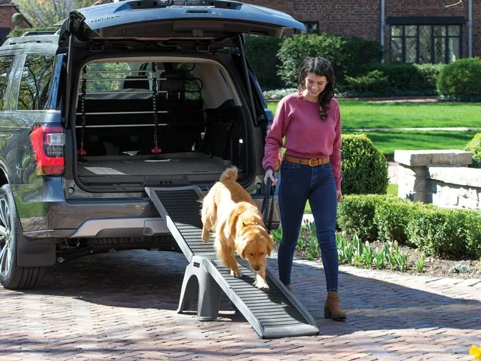 Pet Vehicle Access EasyRAMp from WeatherTech #8A1EZRAMP