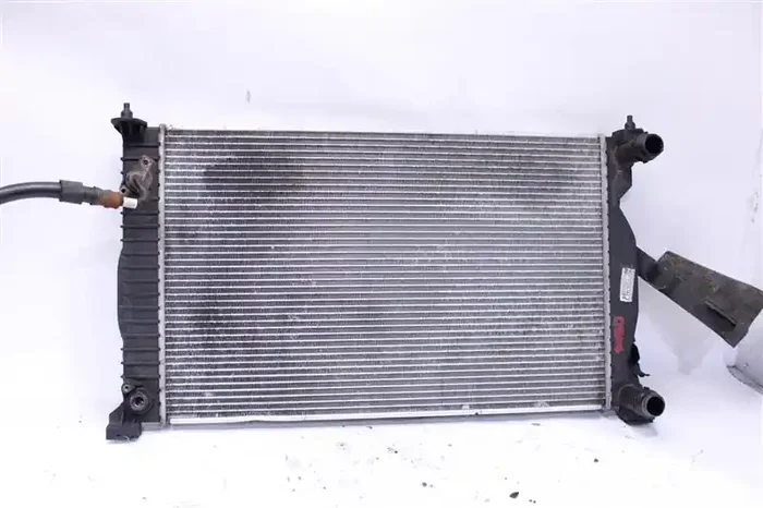 RADIATOR Audi A4 2005 05 2006 06 2007 07 2008 08 2009 09 Auto – 1074714