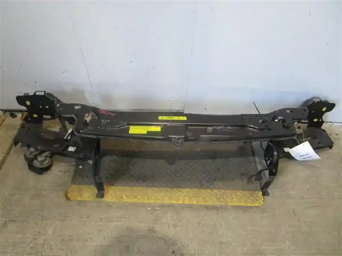 RADIATOR CORE SUPPORT Volvo XC90 2003 03 2004 04 2005 05 06 07 08 09 10 11 12 – 1006165