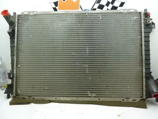 RADIATOR Crown Victoria LTD Town Car Grand Marquis Passenger Car 98-02 – MRK81748