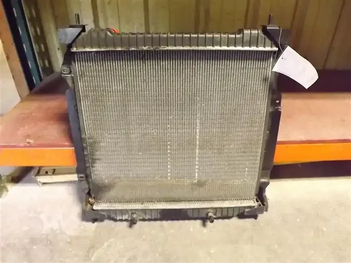 Radiator FORD E350 VAN 2006 – MRK155696