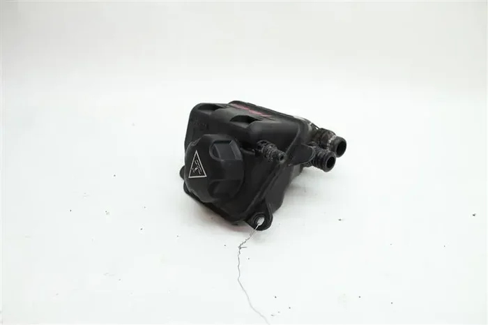 RADIATOR OVERFLOW BOTTLE 550i 550i Gt 650i 750 HYBRID 750i 750il 08-15 – 1017186