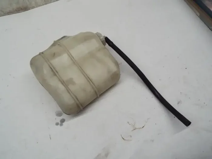 RADIATOR OVERFLOW BOTTLE Honda CR-V 07 08 09 10 11 – MRK245378