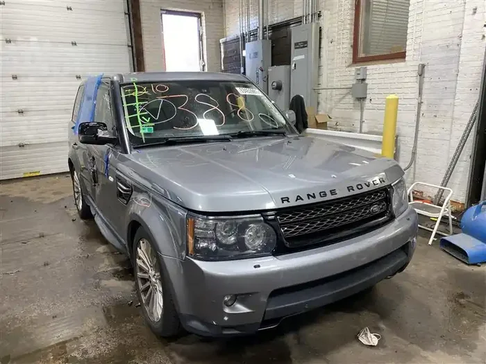 RADIATOR OVERFLOW Land Rover LR3 LR4 Range Rover Sport 2005 05 06 07 08 09 – 11 – 1102256