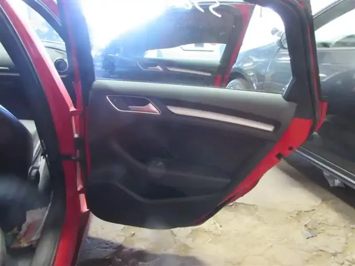REAR INTERIOR DOOR TRIM PANEL Audi A3 2016 16 – 884228