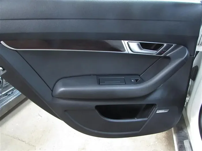 REAR INTERIOR DOOR TRIM PANEL Audi A6 2008 08 – 857938