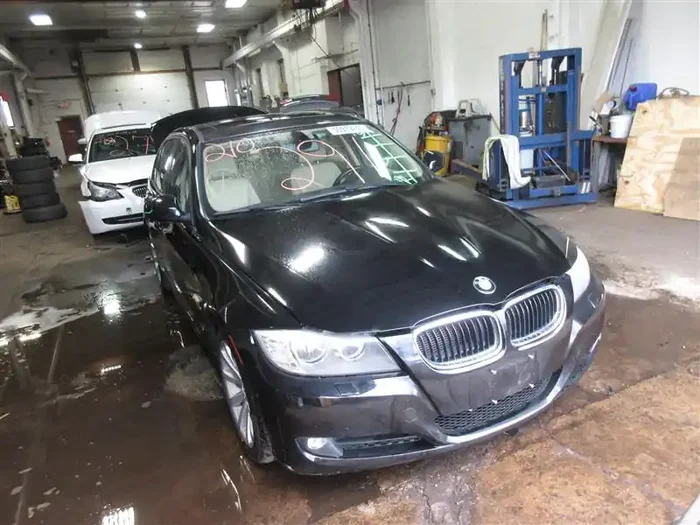 REAR INTERIOR DOOR TRIM PANEL BMW 328i 2011 11 – 1090294