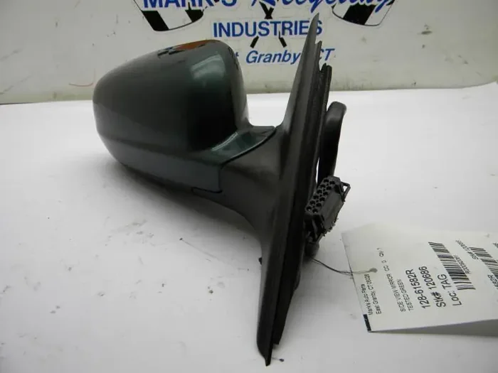 SIDE VIEW MIRROR VW PASSAT 1999 00 01 02 03 04 Right – MRK92061