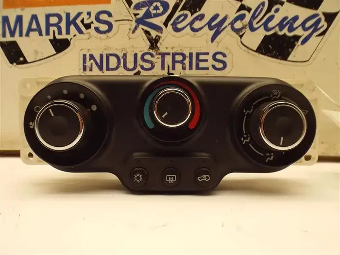 Temperature Controls Saturn Vue 2006 – MRK170610