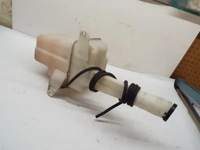 WASHER BOTTLE Lexus ES300 Camry Es330 Solara Avalon 02 03 04 05 06 07 08 09 10 – MRK251155