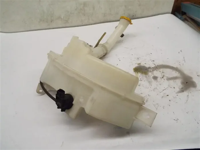 WASHER BOTTLE Mazda 5 2006 06 2007 07 2008 08 2009 09 2010 10 – MRK230209