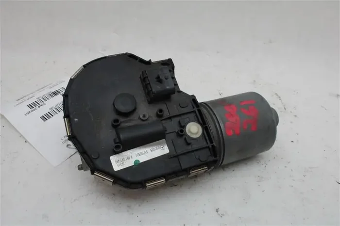 WINDSHIELD WIPER MOTOR C230 C250 C300 C350 C63 E250D E300 E350 08-15 – 1047109