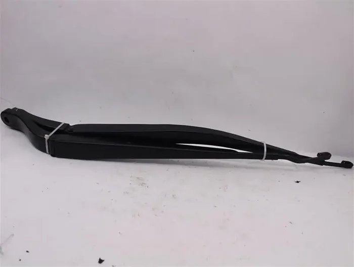 WIPER ARMS PAIR Odyssey 2009 09 – 884383