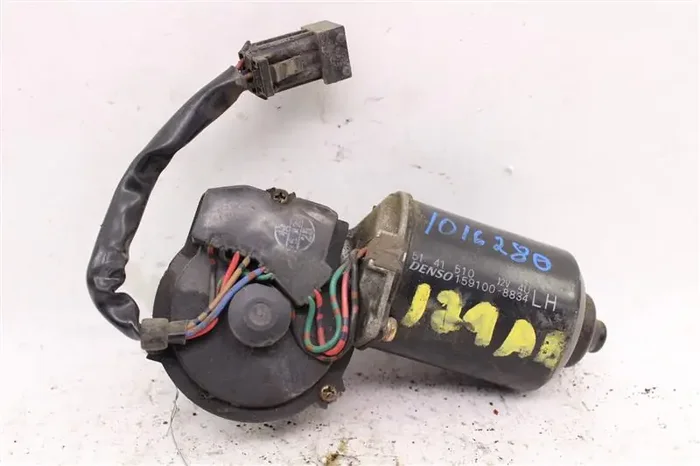 WIPER MOTOR SAAB 9-3 900 1995 95 96 97 98 – 00 01 02 03 – 1016280